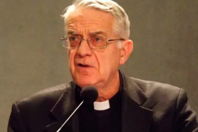 Vaticano ha trabajado y trabaja para evitar abusos sexuales, dice P. Lombardi