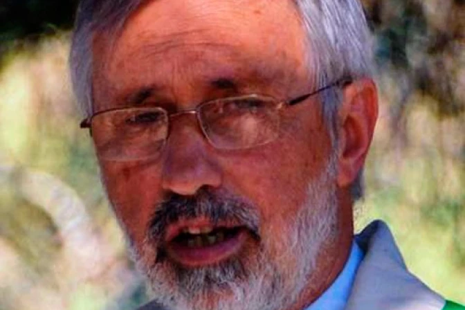 Al cumplirse un año de su pontificado el Papa nombra un nuevo Obispo para Argentina