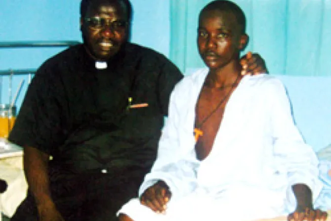 De niño soldado a sacerdote: La historia de Esteban, un signo de esperanza para Uganda