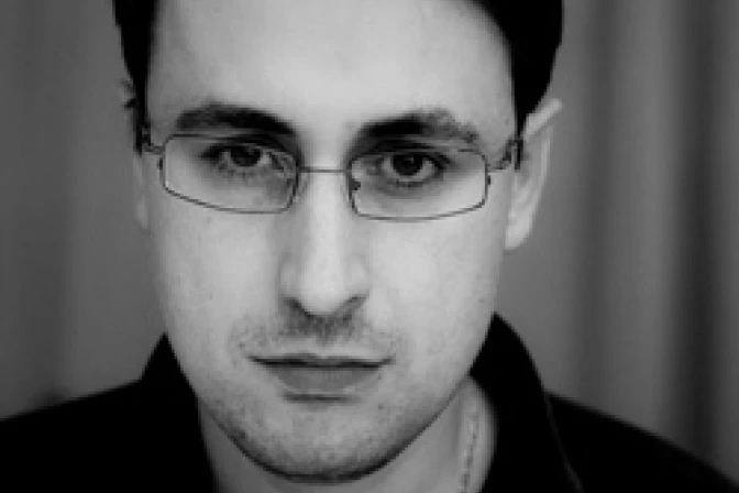 "Benedicto, cinco años bajo ataque": Evaluación de un pontificado brillante