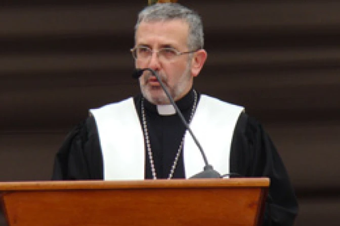 Católicos no deben votar por candidatos que apoyen uniones gay y aborto