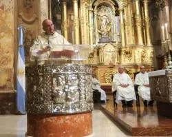 Cardenal Jorge Mario Bergoglio en el Te Deum (foto Aica)?w=200&h=150