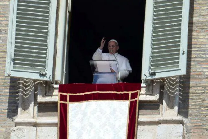 El Papa anima a movimientos eclesiales a “ir a la calle y predicar a Jesucristo”