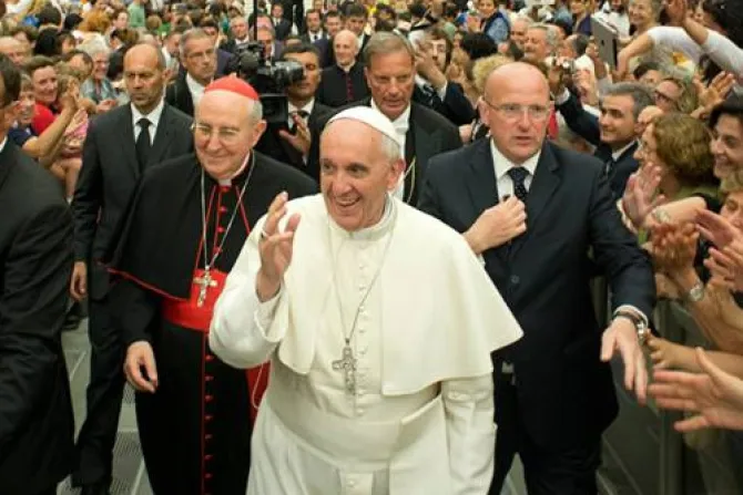 Por nuestras raíces comunes, un cristiano no puede ser antisemita, asegura el Papa