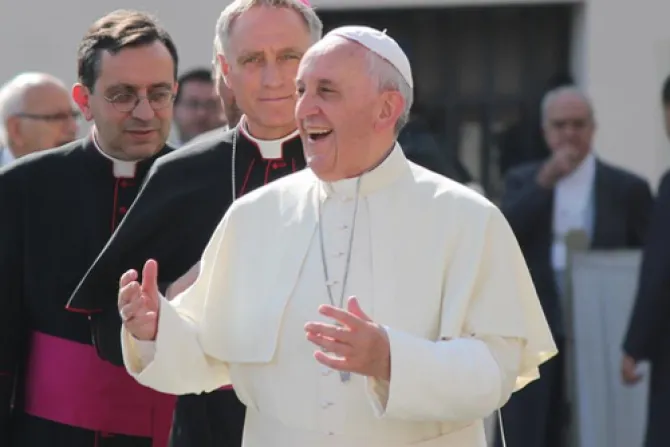 Obispos y fieles en el mundo saludan al Papa Francisco en su cumpleaños