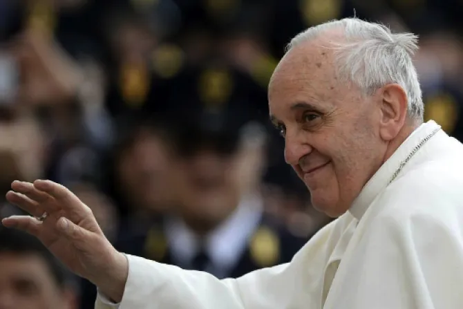 La misericordia de Dios da vida al hombre, dice el Papa