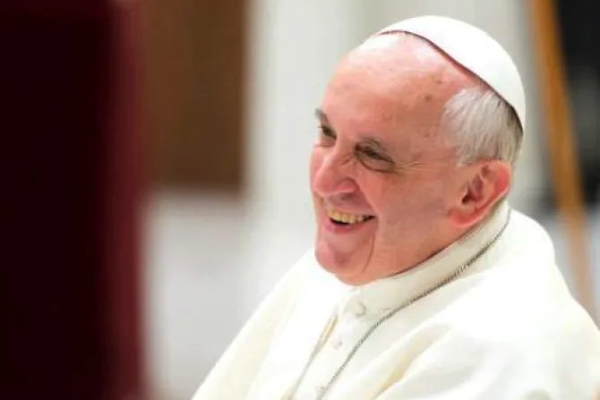 Todos tenemos necesidad de la luz de la fe, dice el Papa a invidentes