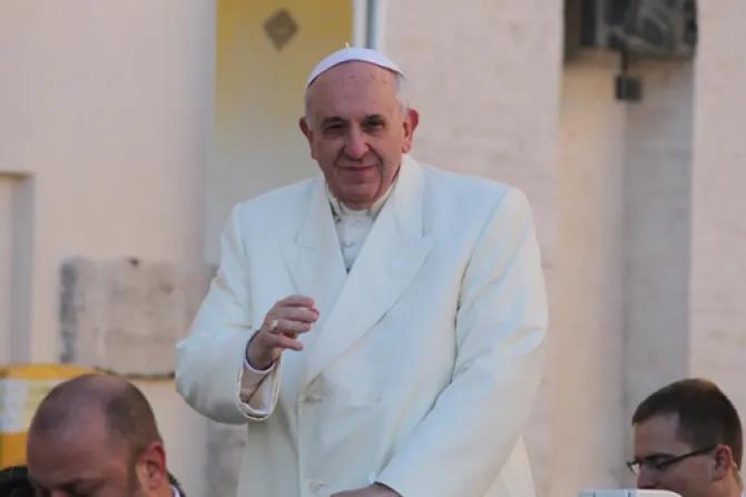 [VIDEO] Dios nos ha elegido desde siempre para vivir una vida santa, dice el Papa