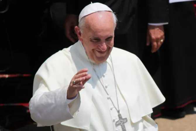 El Papa expresó a jesuitas su profunda fraternidad espiritual, señala portavoz vaticano