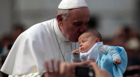 “Superabundancia de gestos” del Papa Francisco ayuda a evangelizar era digital