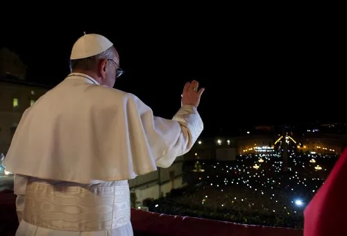 Papa Francisco, la noche de su elección. Foto: L'Osservatore Romano?w=200&h=150