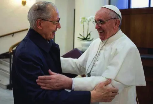 Papa Francisco en reciente encuentro con P. Adolfo Nicolás
