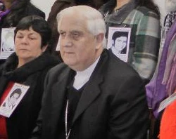 Mons. Alejandro Goic en la conferencia de prensa (foto iglesia.cl)?w=200&h=150
