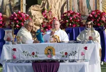 Mons. José Gómez. Foto: Facebook del Arzobispado de Los Ángeles
