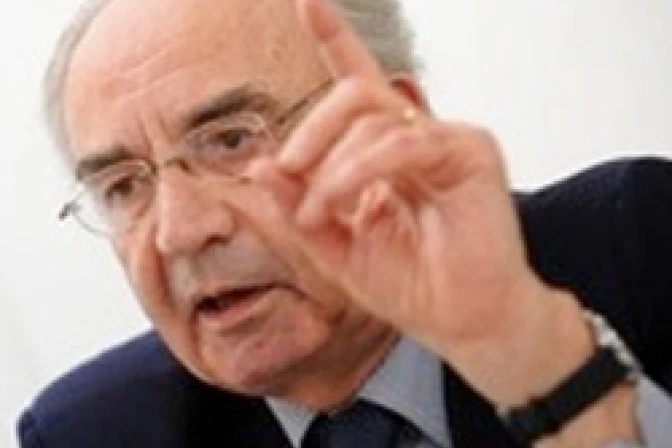 Vaticanista sobre investigación del IOR: Banquero del Papa resiste la tormenta