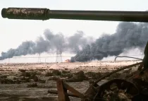 Campo petrolero ardiendo en Kuwait luego de la Operación Tormenta en el Desierto. Foto: US Navy