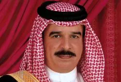 Rey de Bahréin dona terreno para Catedral católica