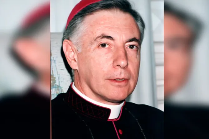 Mons. Aguer pide “construir la paz desde la fraternidad”