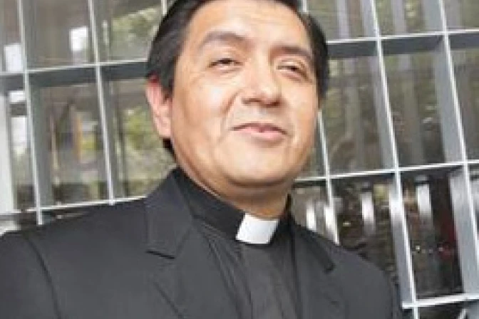 P. Valdemar: PRD y Gobierno del DF responsables de discriminación de homosexuales