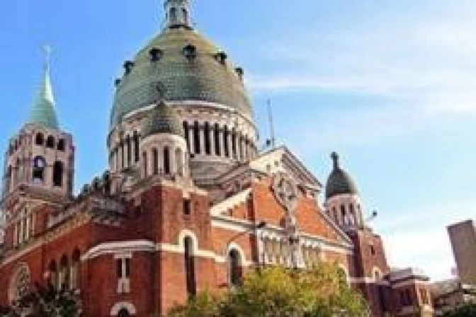 Asaltan, maniatan y roban hasta última colecta de Misa a sacerdote