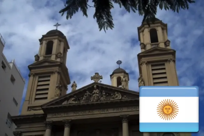 VIDEO: Campanas de iglesias en toda la Argentina repican 10 minutos por el Papa