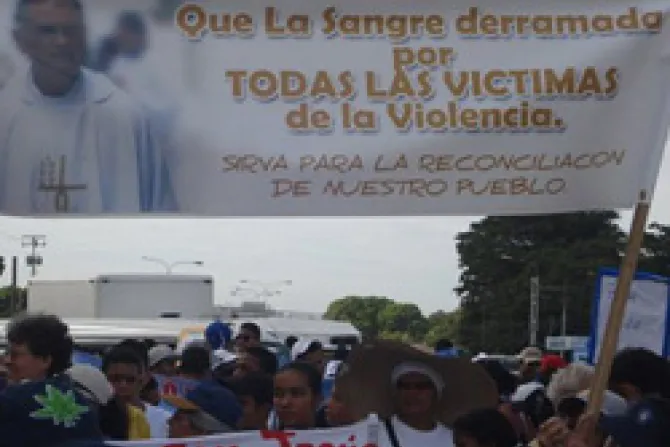 Venezolanos marcharon por la vida tras asesinato de sacerdote