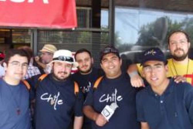 ¡Tenemos que anunciar que Cristo está vivo!, exhortan chilenos en JMJ Madrid 2011