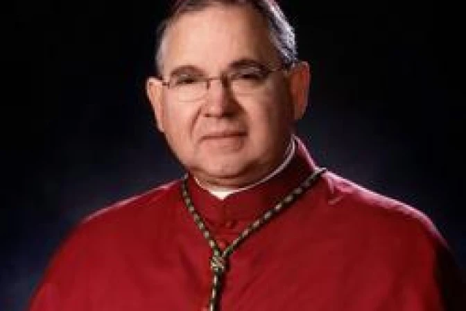 Mons. Gomez: De Obama y el Congreso depende reforma humanitaria de inmigración