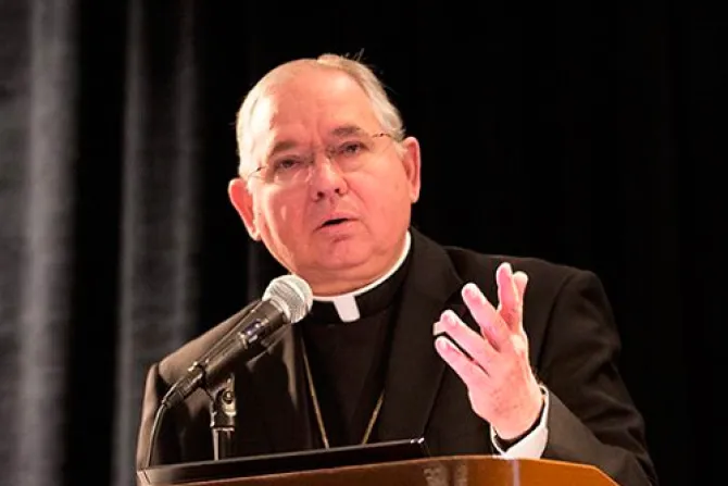 Mons. Gómez: La evangelización comienza en el corazón de cada católico