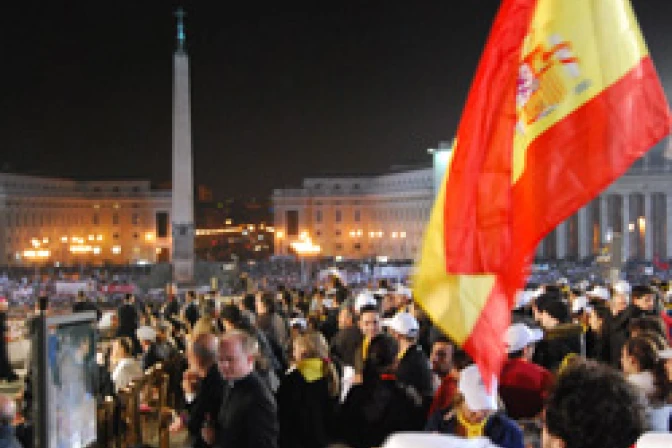 Benedicto XVI a jóvenes: Dios tiene un proyecto de amor para vosotros