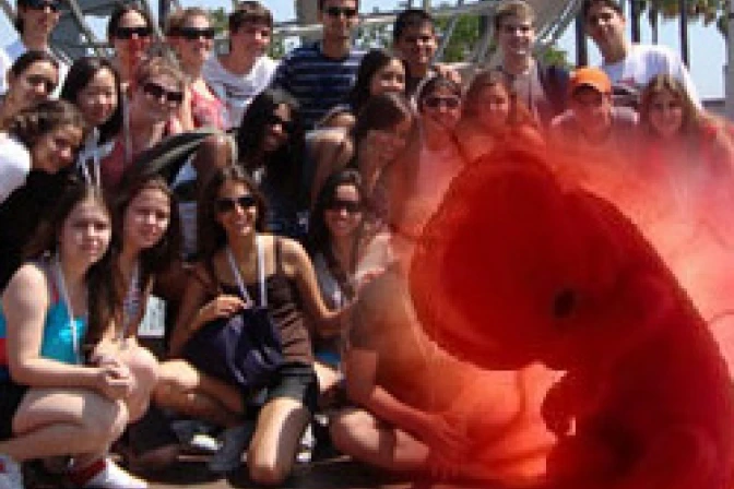 Jóvenes lanzan "Declaración a la ONU y al Mundo" a favor de vida y familia