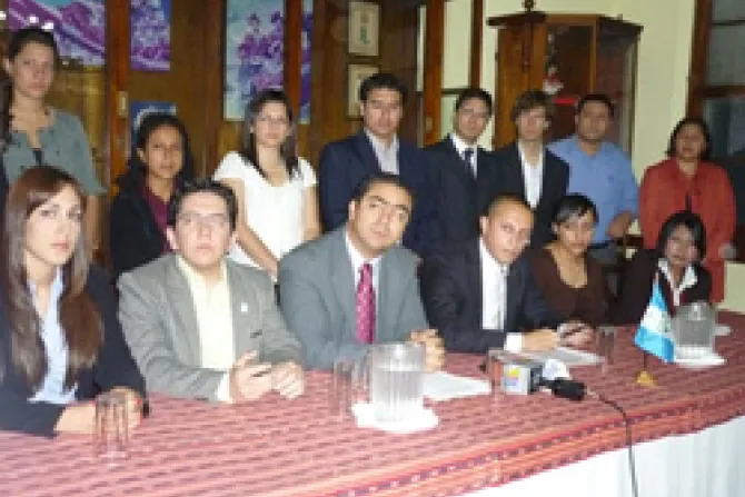 Jóvenes quieren trabajar por la paz en Guatemala