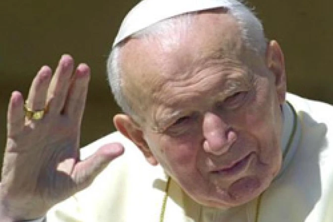 El Papa Benedicto XVI beatificará a Juan Pablo II el 1 de mayo