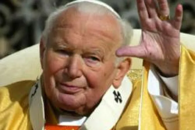 Médicos católicos creen "ofensivas" críticas a milagro de Juan Pablo II