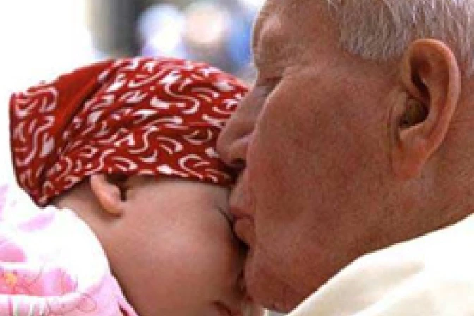 Recuerdan a futuro beato Juan Pablo II como gran defensor de la vida y la familia