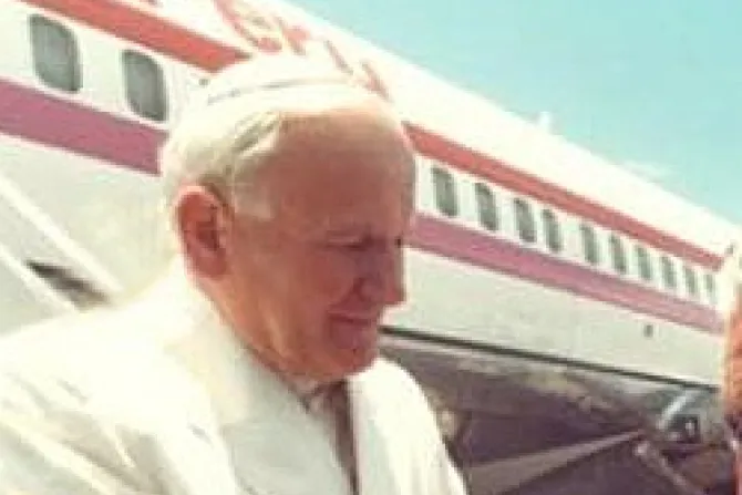 Episcopado presenta especial por 25 años de visita de Juan Pablo II al Perú