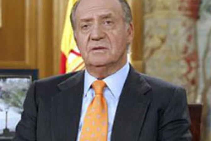 Rey de España ha cooperado con el mal al firmar ley del aborto, dice Obispo