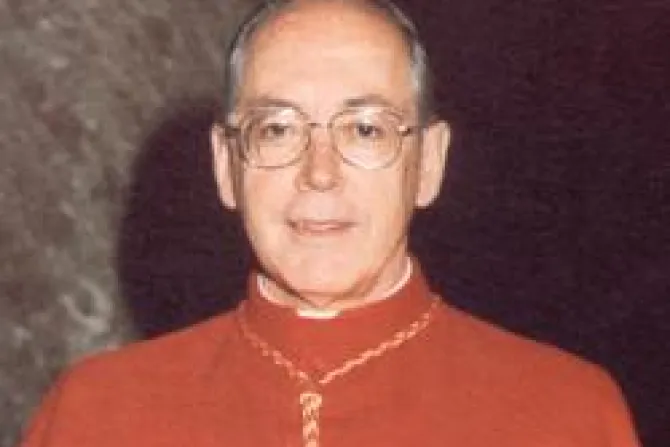 Cardenal Cipriani a maestros: No teman enseñar verdades de la fe católica