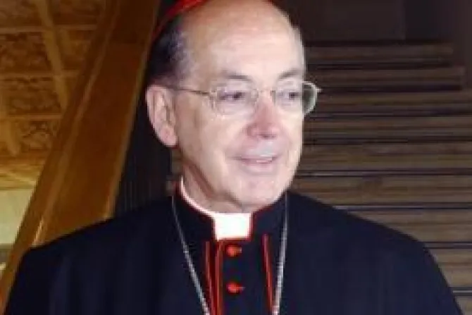 Autoridades no pueden cambiar orden natural de sociedad, dice Cardenal Cipriani