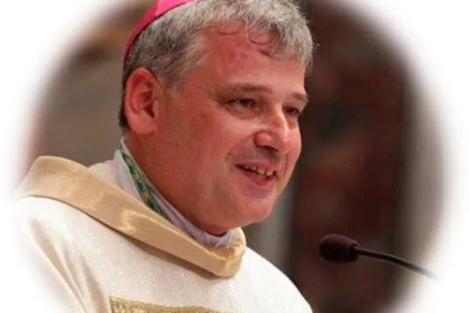 Limosnero del Vaticano celebran Misa por fallecidos en las calles