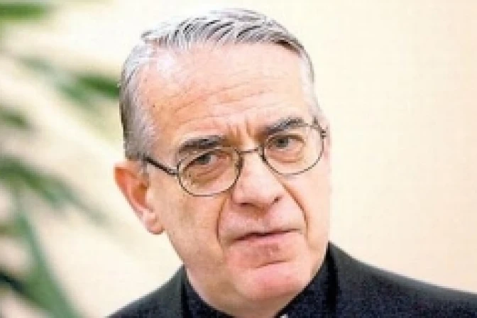 Vaticano rechaza violencia de extremistas musulmanes que mataron a embajador de EEUU