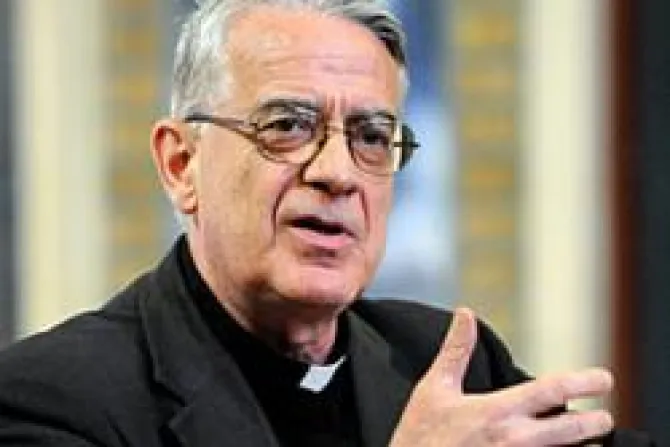 Respuesta de lefebvristas a Iglesia católica es alentadora, dice vocero Vaticano
