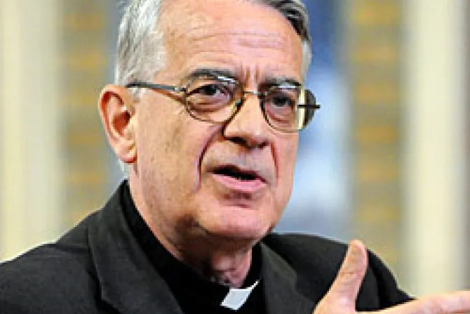 P. Lombardi: Carta de ex autoridad vaticana da razón a decisiones de 2001