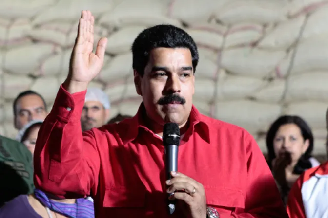 Activistas de DDHH denuncian tácticas cubanas en maniobras del gobierno de Venezuela en redes sociales