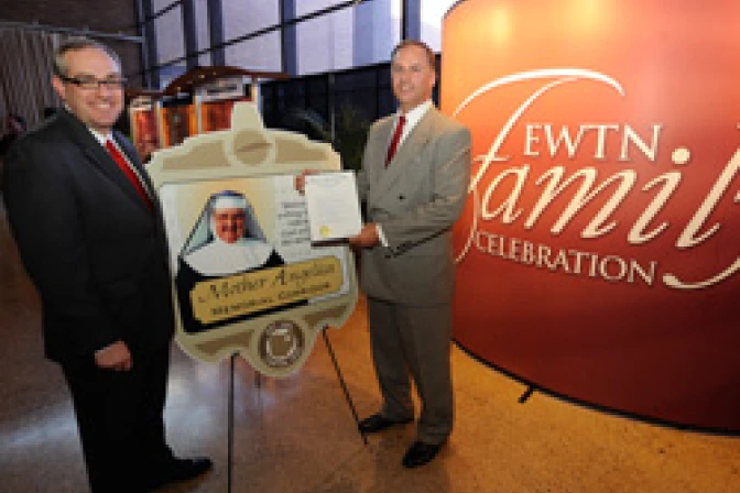 Pueblo natal de Madre Angélica, fundadora de EWTN, le dedica una calle