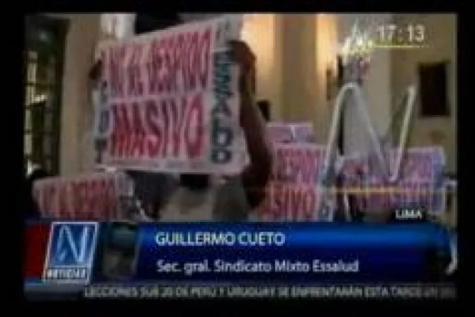 Cardenal Cipriani exige a manifestantes respetar Catedral de Lima