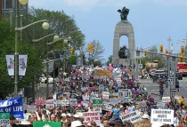 Marcha por la Vida 2013 en Ottawa, Canadá. Foto: Peter Baklinski de LifeSiteNews.com