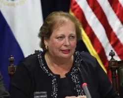 Mari Carmen Aponte, embajadora de EEUU en El Salvador?w=200&h=150