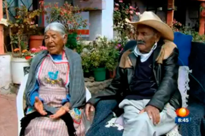 [VIDEO] Van a cumplir 100 años y tienen 81 de casados: Matrimonio “no es para relajo”