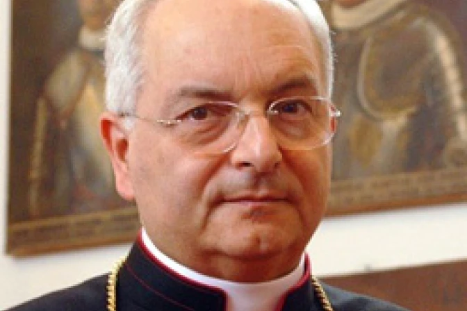 Celibato sacerdotal grita al mundo secularizado que Dios está presente